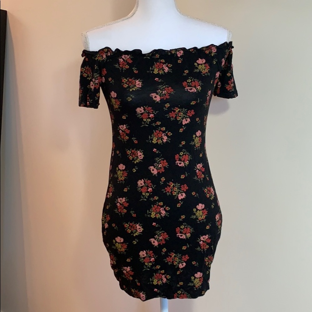NASTYGAL FLORAL MINI DRESS